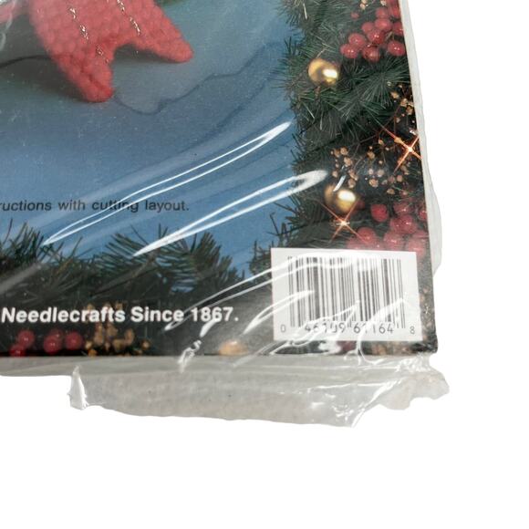 Bucilla Vintage Christmas Present Plastic Canvas Tissue Box Cover Gift Box New - Picture 4 of 12